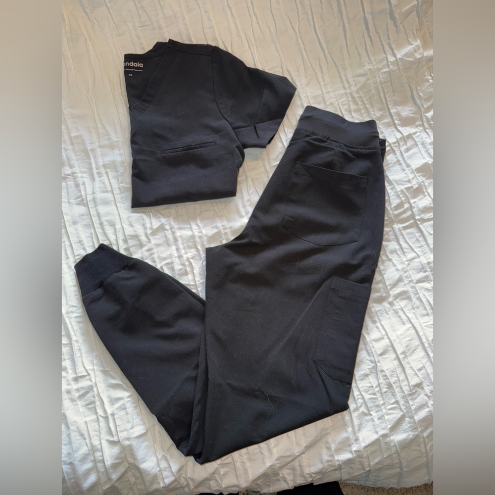 Mandala Black Scrub Set